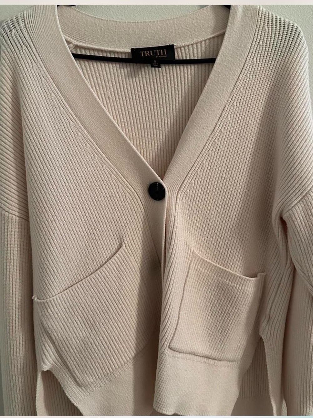 TRUTH Soft Cream Ribbed V-Neck Pocket Cardigan